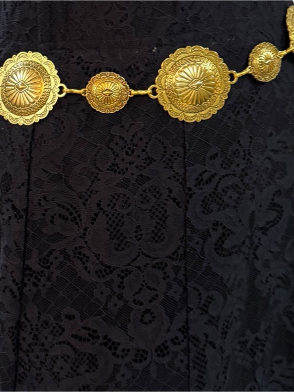 Gold Round Medallion Link Chain Belt